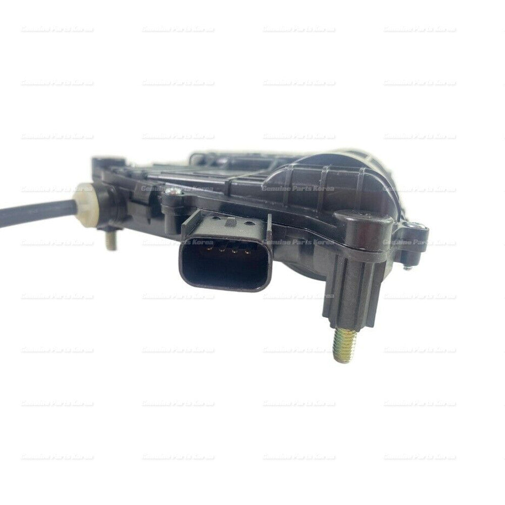Genuine Trunk Tailgate Lock Latch 812302W600 for Hyundai Santa Fe Sport 13-18