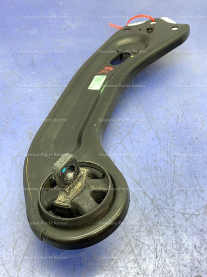 OEM REAR RIGHT Trailing Control Arm 55271S8000 for Hyundai Palisade Santa Fe