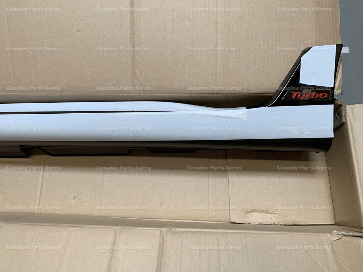Genuine Rocker Molding Side Sill Right 87752J3000EB for Hyundai Veloster 19-21