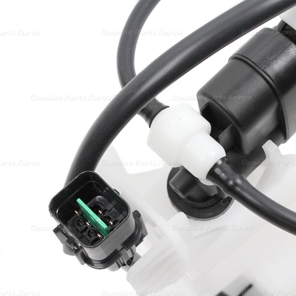 Genuine Washer Fluid Reservoir Pump 986102V600 for Hyundai Veloster