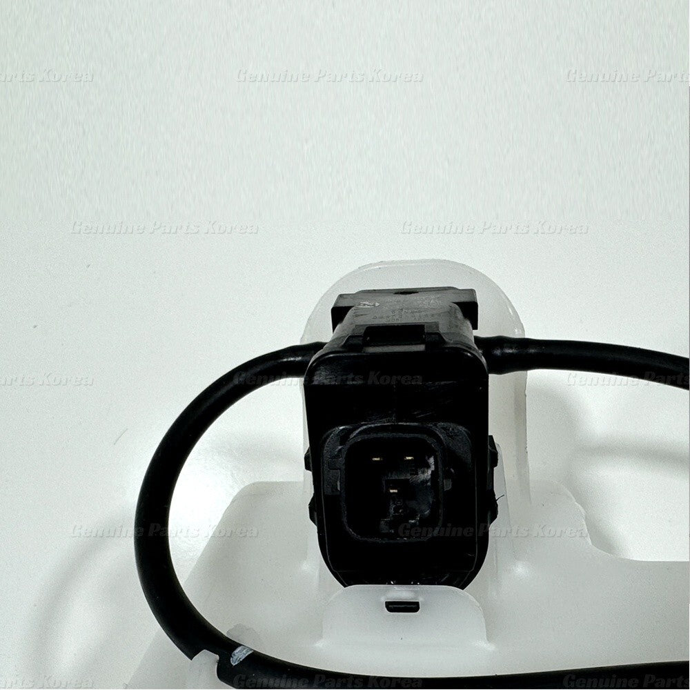 Genuine Washer Fluid Reservoir Pump 98610G5000 for Kia Niro 2017-2020